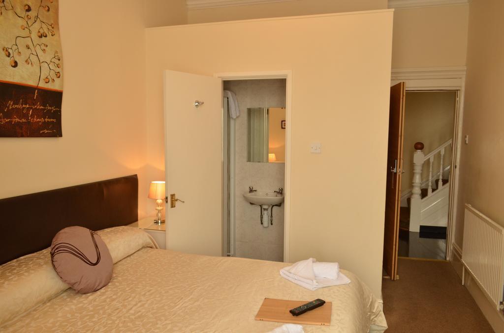 Shirley B & B 본머스 외부 사진