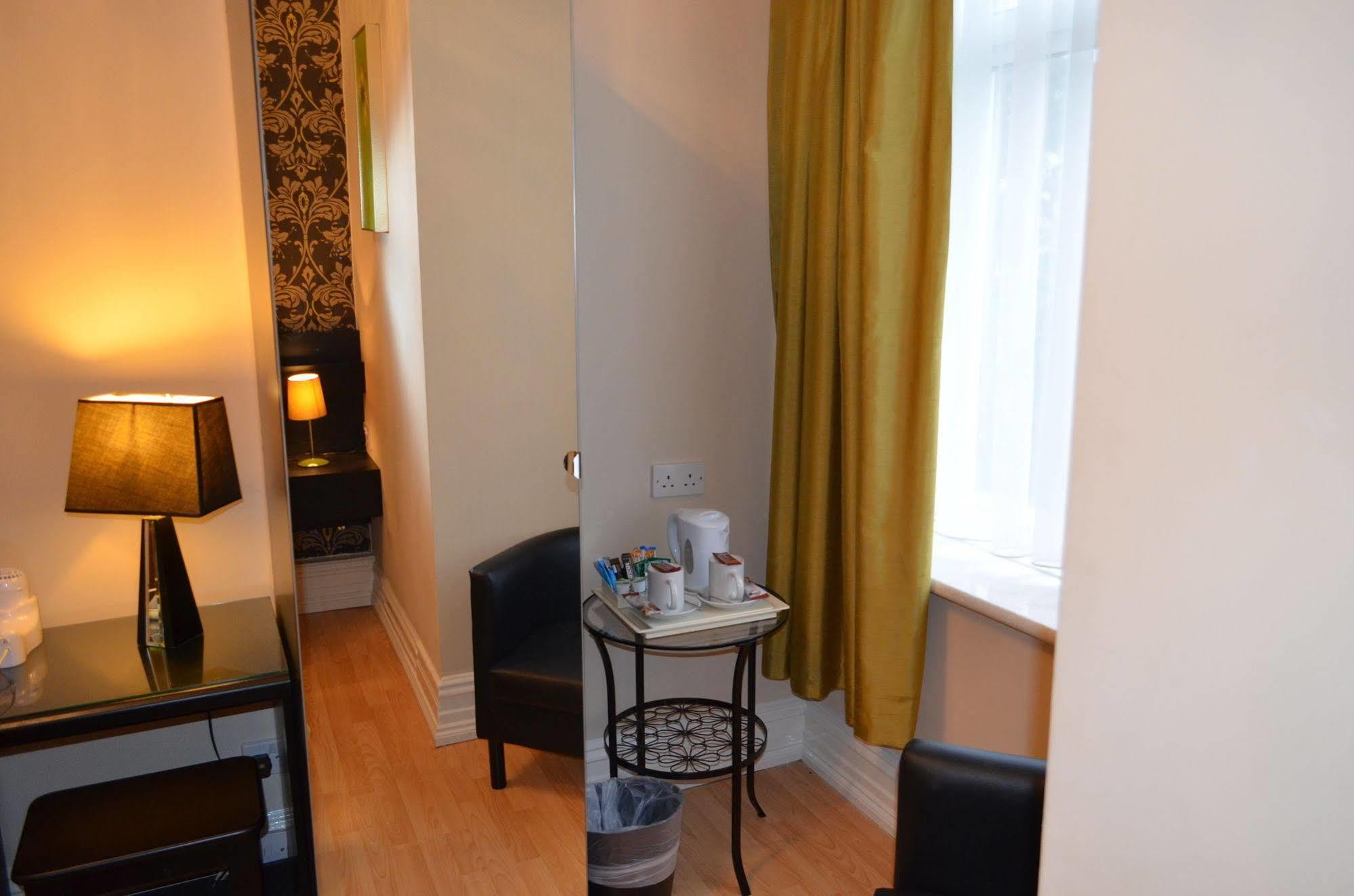 Shirley B & B 본머스 외부 사진