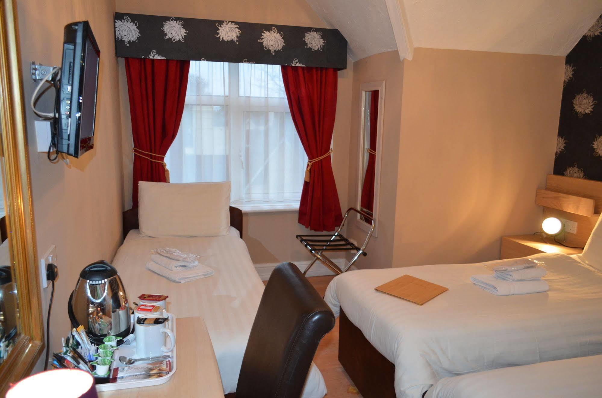 Shirley B & B 본머스 외부 사진