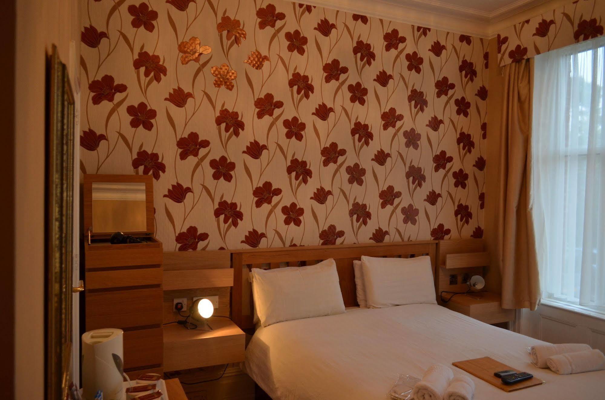 Shirley B & B 본머스 외부 사진