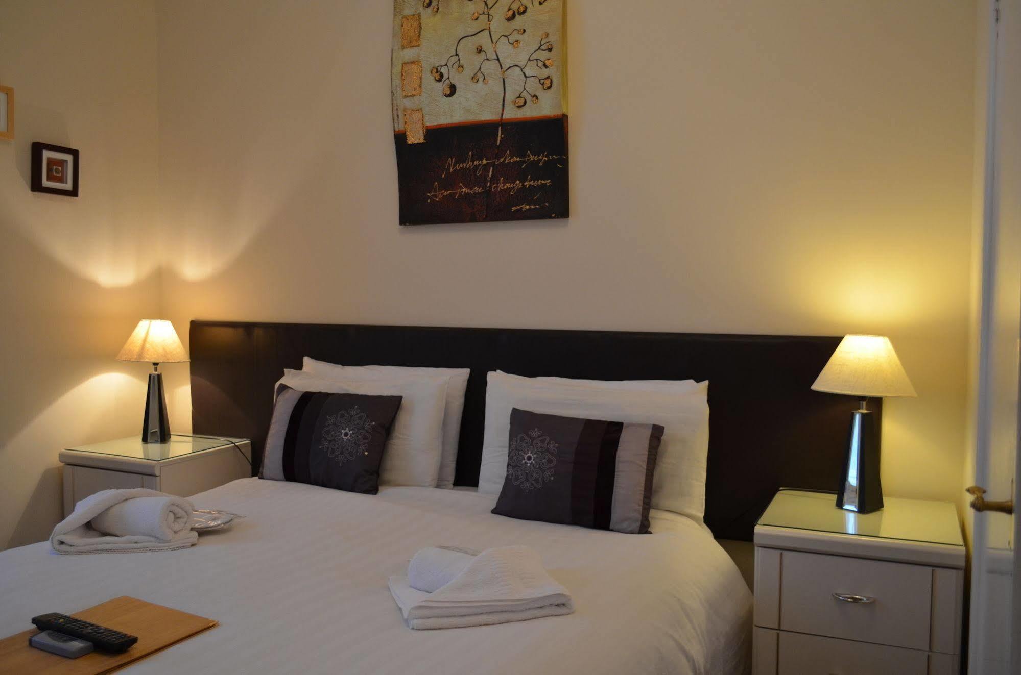 Shirley B & B 본머스 외부 사진
